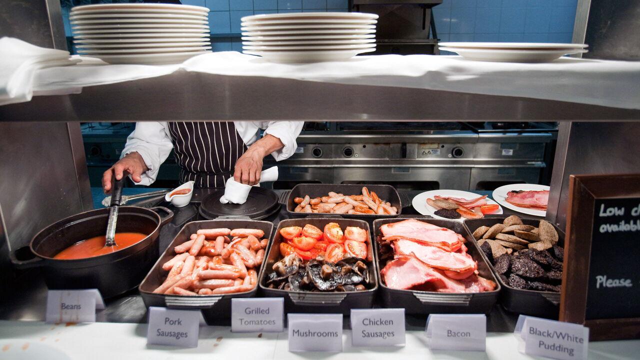 Buffet breakfasts could be less wasteful