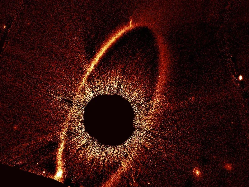 Spectacular Cosmic Collision Captured in New Hubble Image