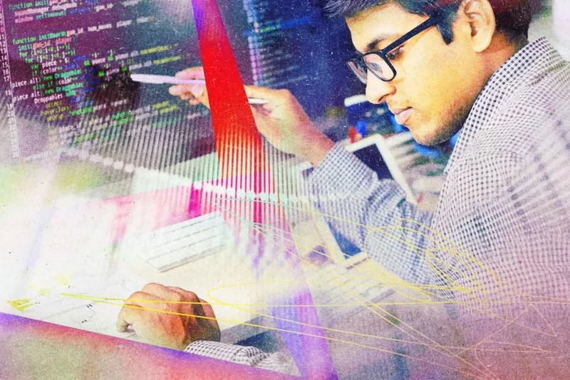 A Wave of US Layoffs Flash Early Warning Sign for Job Market