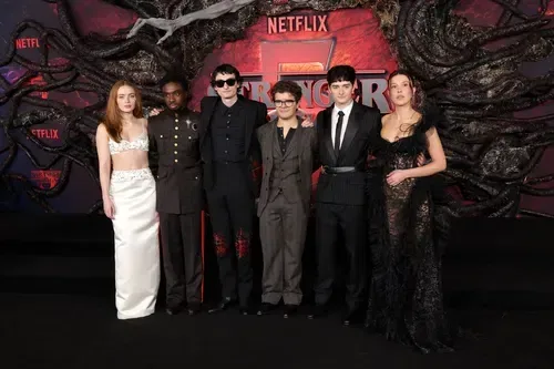 The ‘Stranger Things’ Finale Is the Escapism We Need
