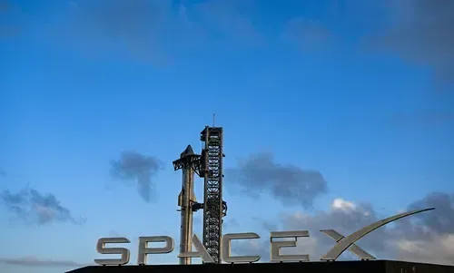 US Labor Board Abandons One of Its Cases Against Musk’s SpaceX