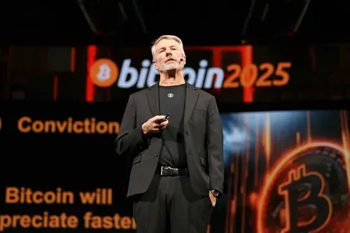 Saylor’s Strategy Faces ‘Sizable’ Fourth-Quarter Loss From Bitcoin Tumble