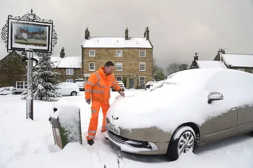 UK Faces Travel Disruption and Freezing Temperatures 