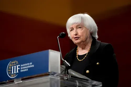 Yellen Warns of Growing ‘Fiscal Dominance’ Threat to US Economy