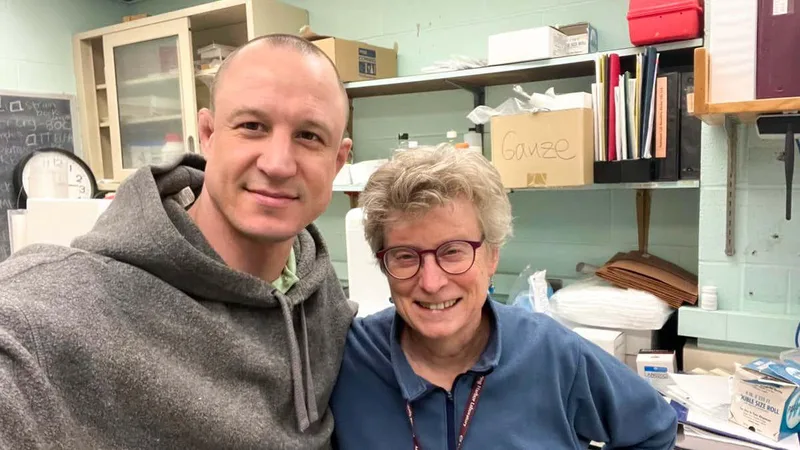 This doctor is on the hunt for people with first-rate faeces