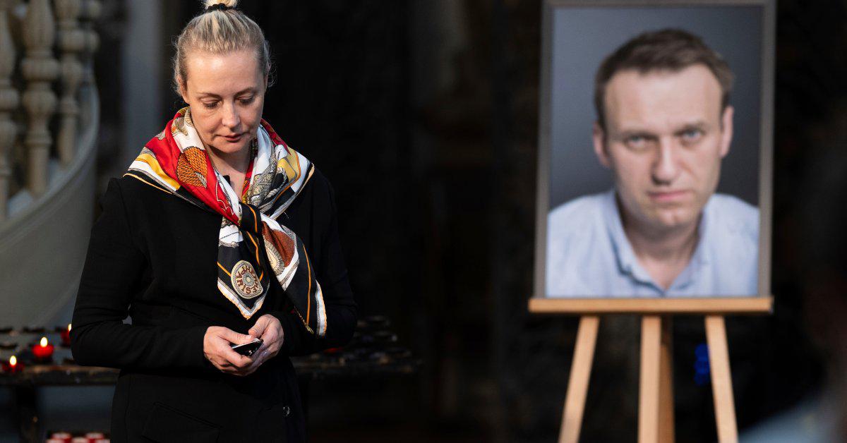 Navalny Poisoned With 'Dart Frog' Toxin, Europeans Say