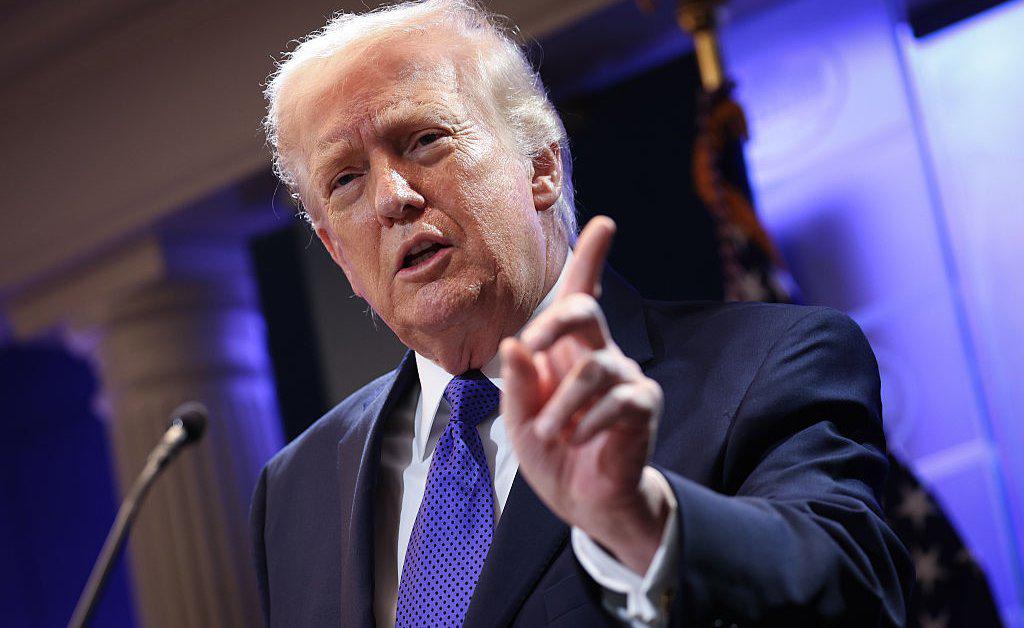Trump to Deliver State of the Union Amid Low Polls and Deep Divisions 