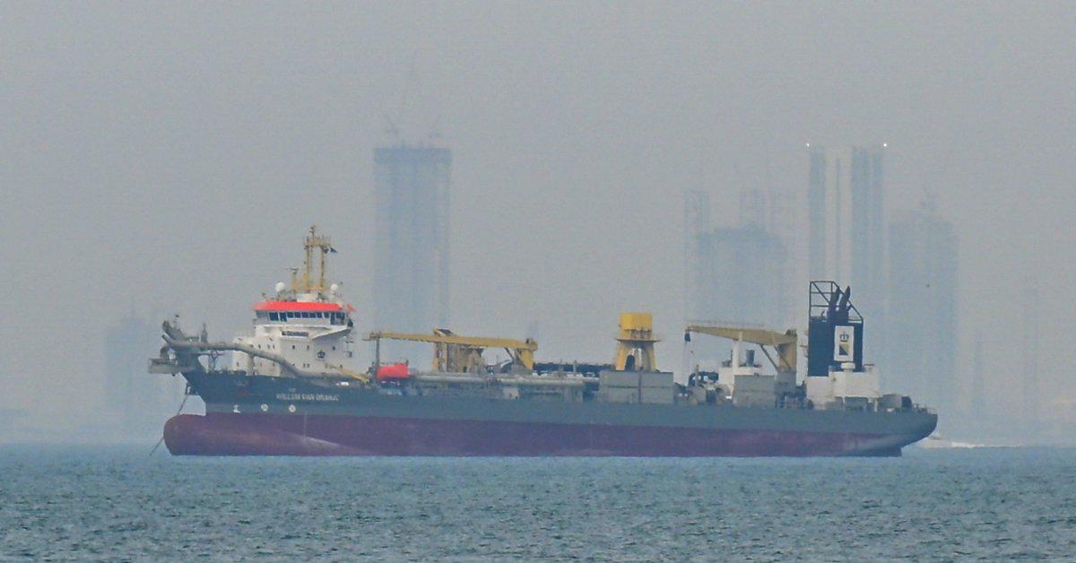 Strait of Hormuz Global Oil, Gas Trade Disrupted Amid Iran War