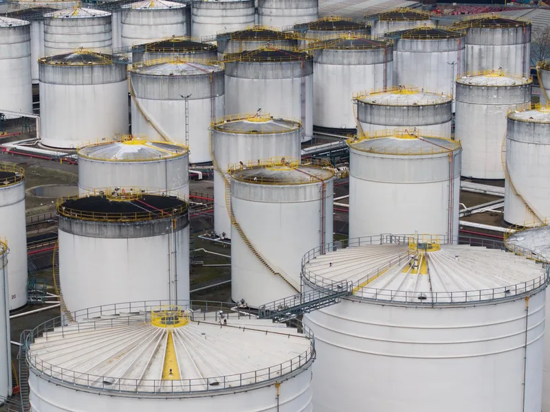 War in Iran triggers an unprecedented disruption in global oil