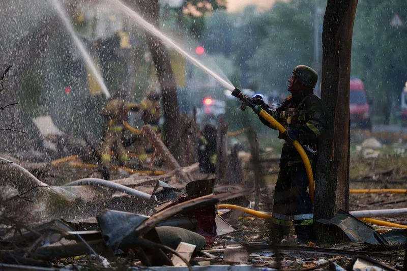 For Ukraine and Russia, widening Iran war presents peril and possibility
