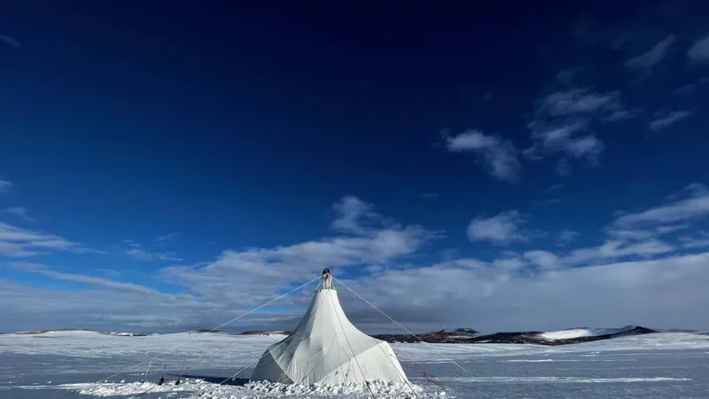 Ice core reveals low CO2 during warm spell 3 million years ago