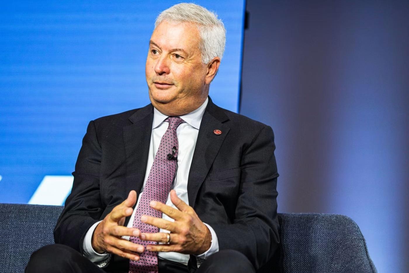 Air Canada CEO Exit Comes After Language Backlash Following Fatal Jet Crash