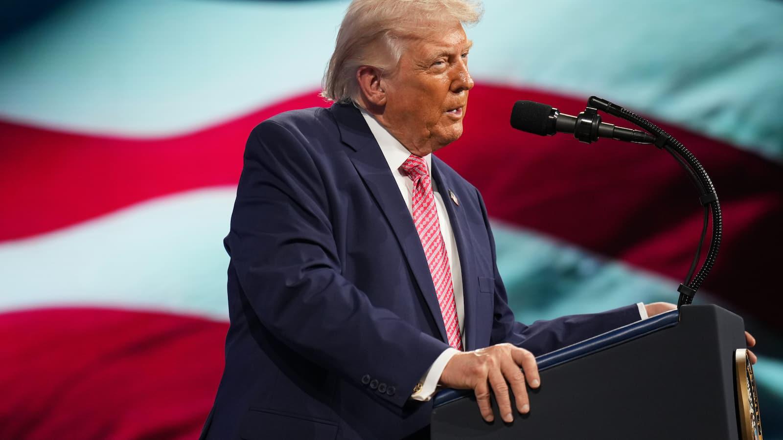 Trump plans presidential library skyscraper with two gold statues of himself