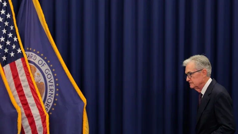 The Fed is vacillating as the war continues 
