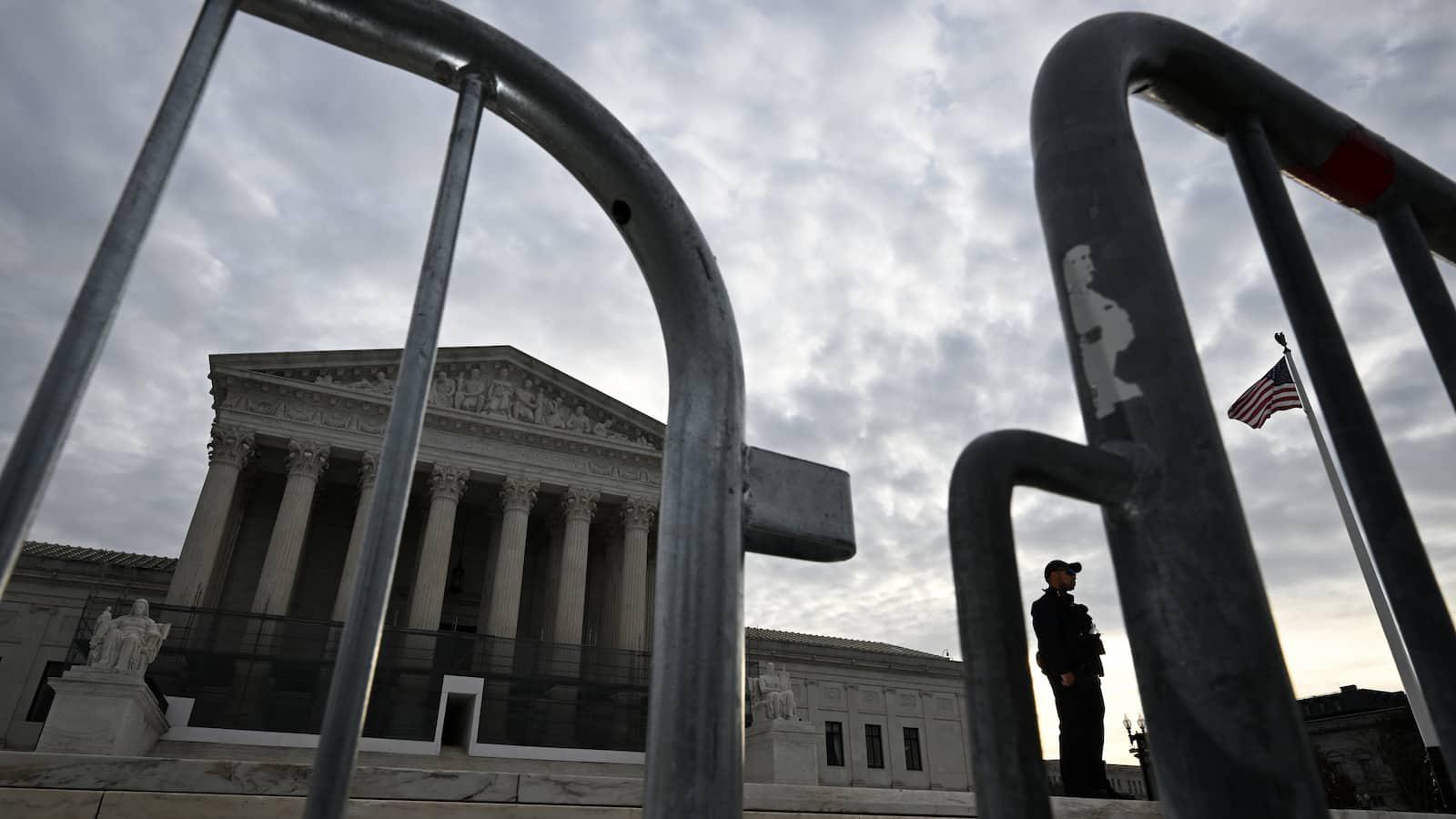 Supreme Court weighs racism claim over jury selection in death penalty case 