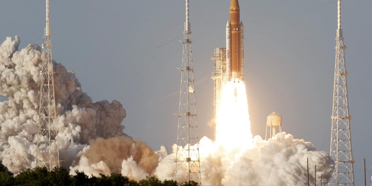 ‘Full Send’—NASA Launches Astronauts on Historic Moon Flight