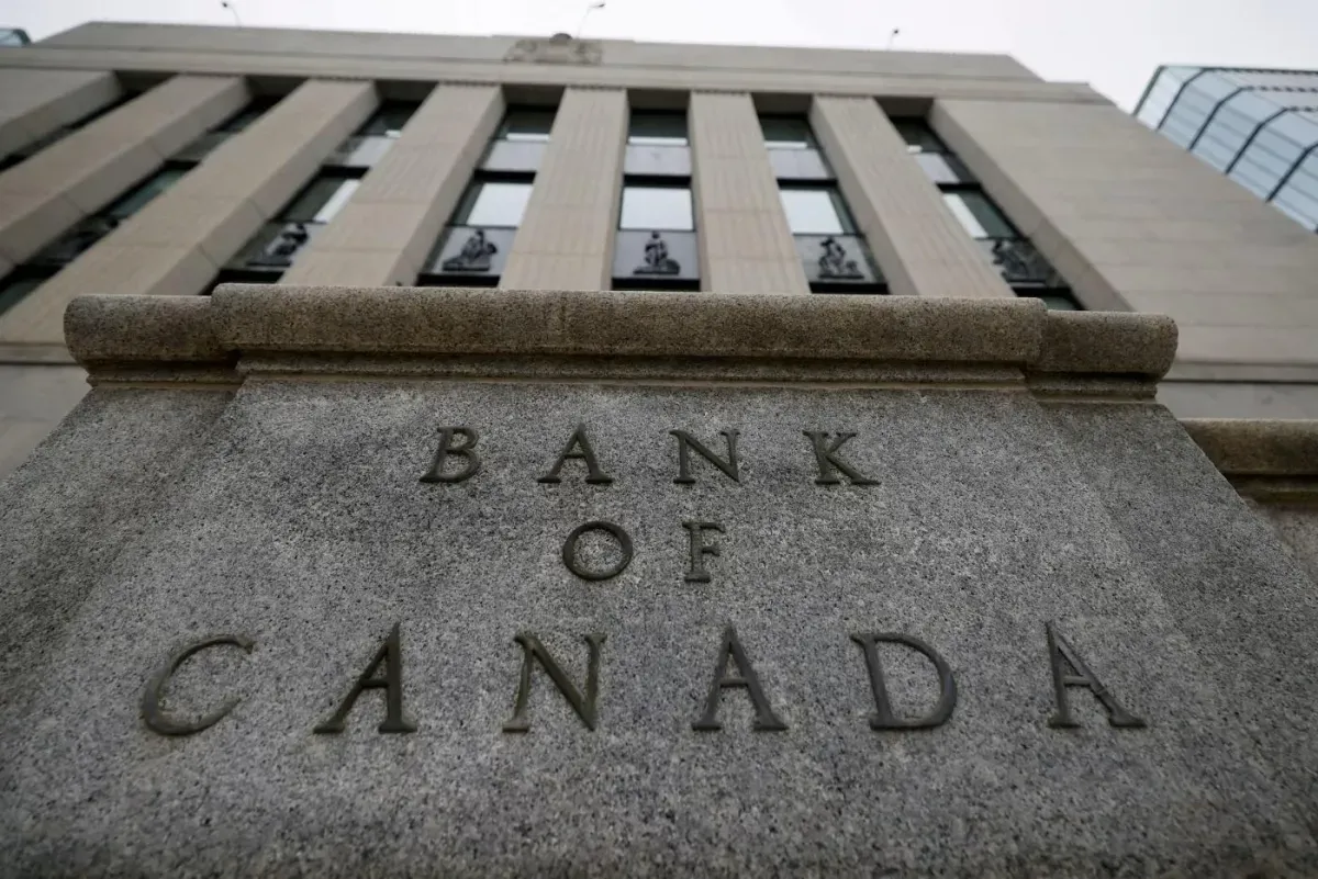 Bank of Canada Faces Dilemma in Response to War-Fueled Energy-Price Surge, Minutes Say