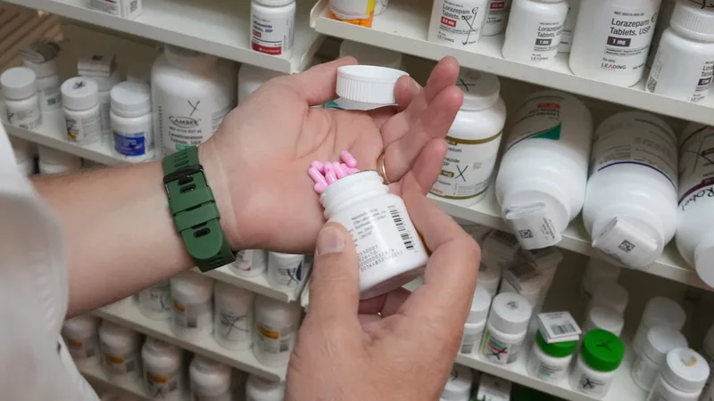 UK urges pharma companies to invest after reaching drug pricing deal with US
