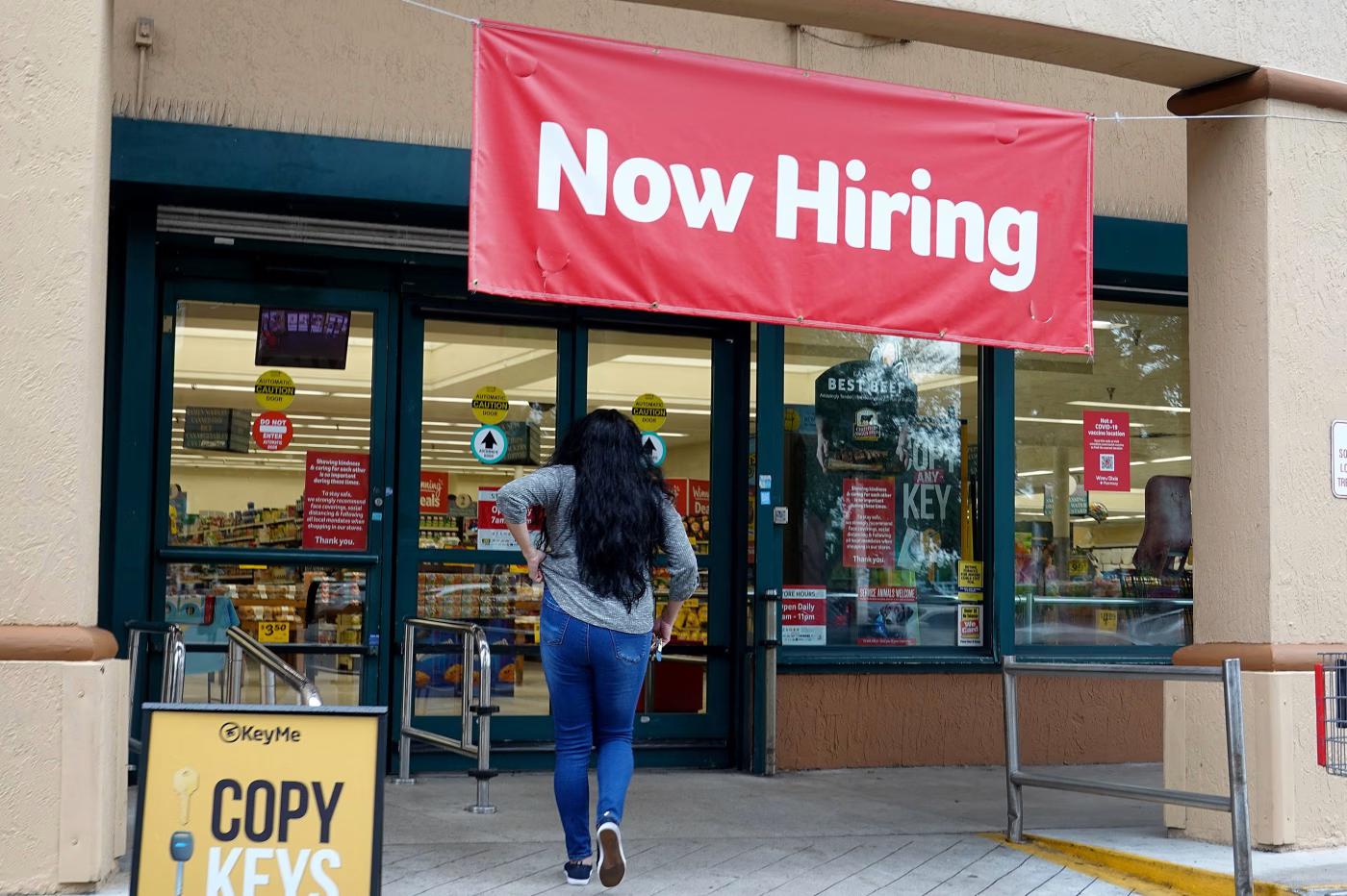 U.S. Jobless Claims Fell Unexpectedly Last Week
