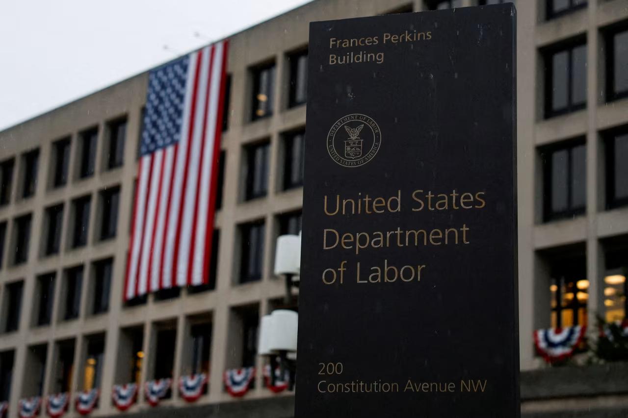 Opinion | Paring the Government Payroll