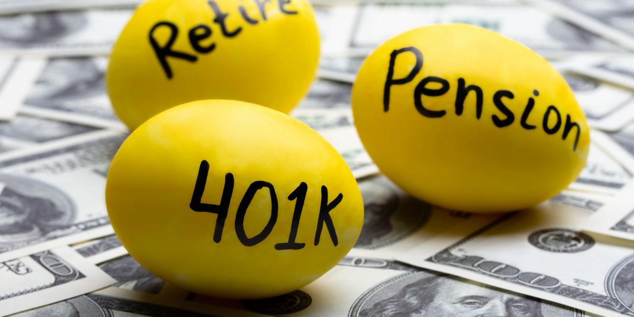 Opinion | Trump May Turn Your 401(k) Into an Old-Fashioned Pension