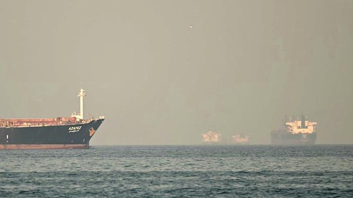 US oil bosses warn Donald Trump to block Iran’s Strait of Hormuz toll