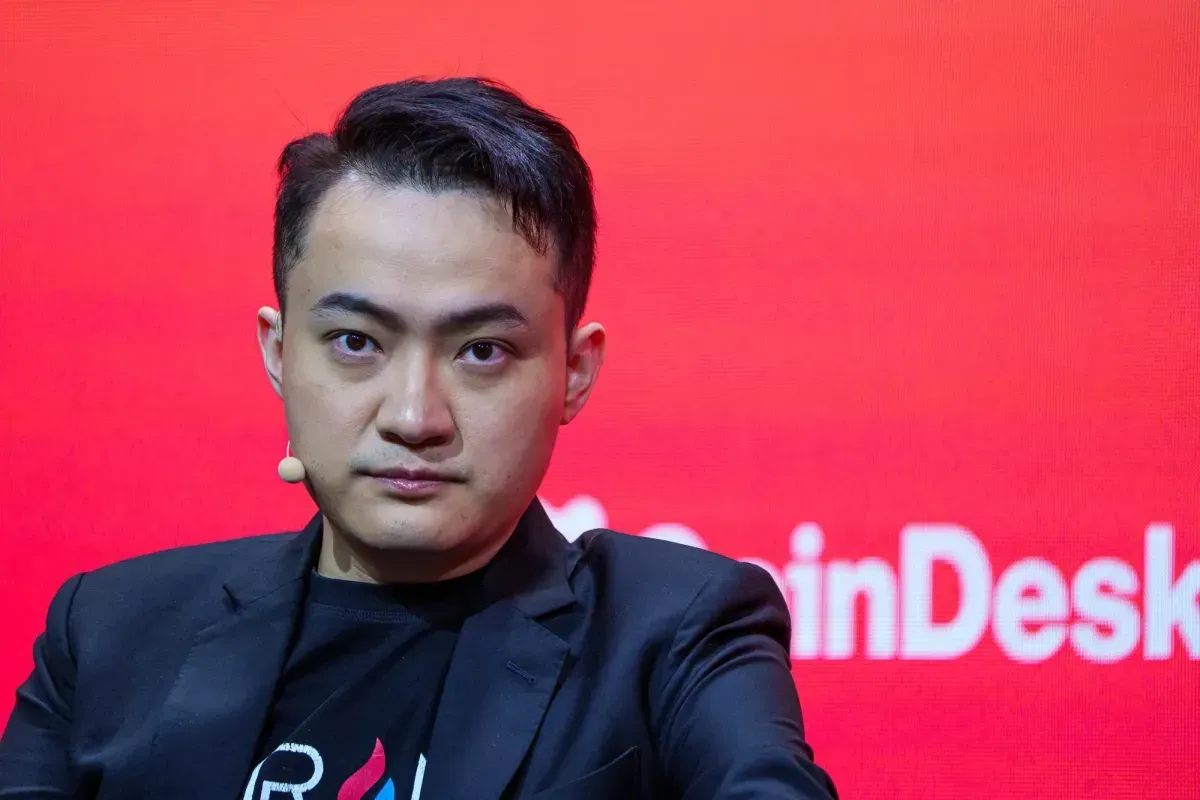 Crypto Billionaire Sues Trump-Linked Project Alleging Extortion