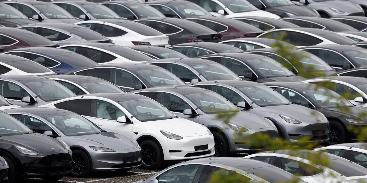 Tesla Surprises Wall Street With Better Profits, $1.4 Billion in Free Cash Flow