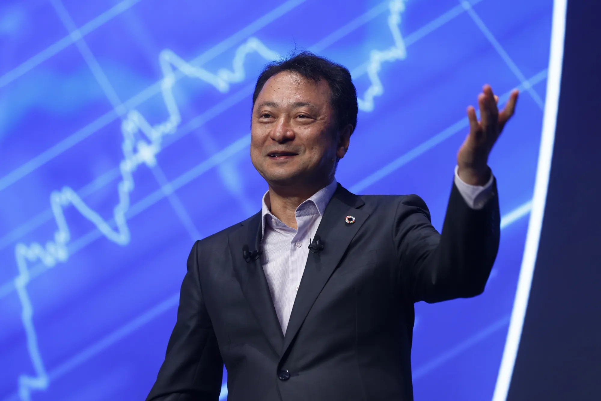 SoftBank Prepares to Manufacture Batteries for AI Data Centers