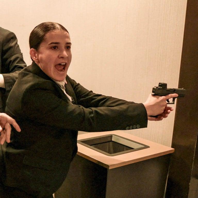 Are US agents around Trump armed with Chinese red dot sights?