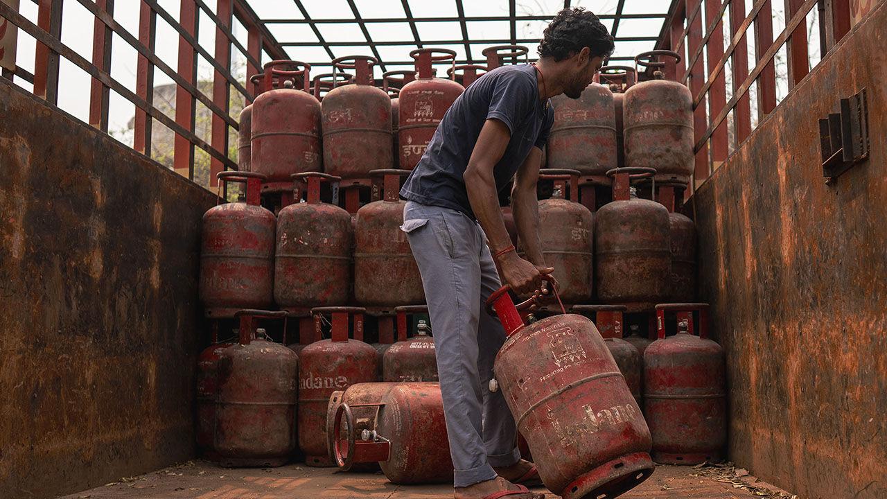 India’s weak currency reflects deeper problems than the Iran war