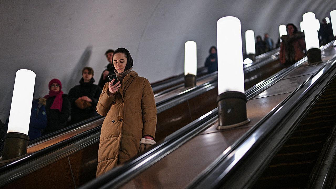 Russia wants to limit contact with the outside world