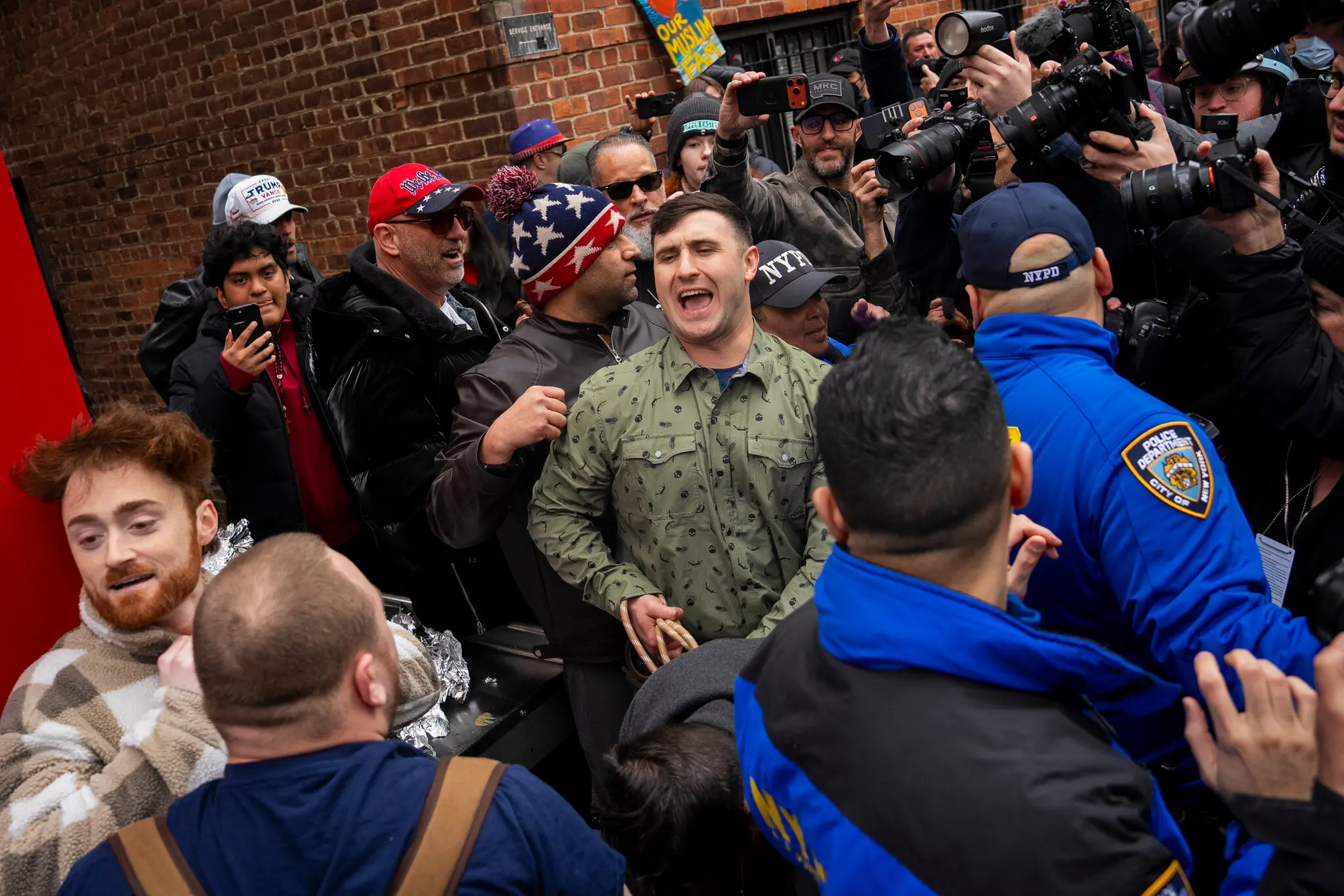 Smoking Jars of Metal and Fuses Thrown at Protest Near Mayor’s House