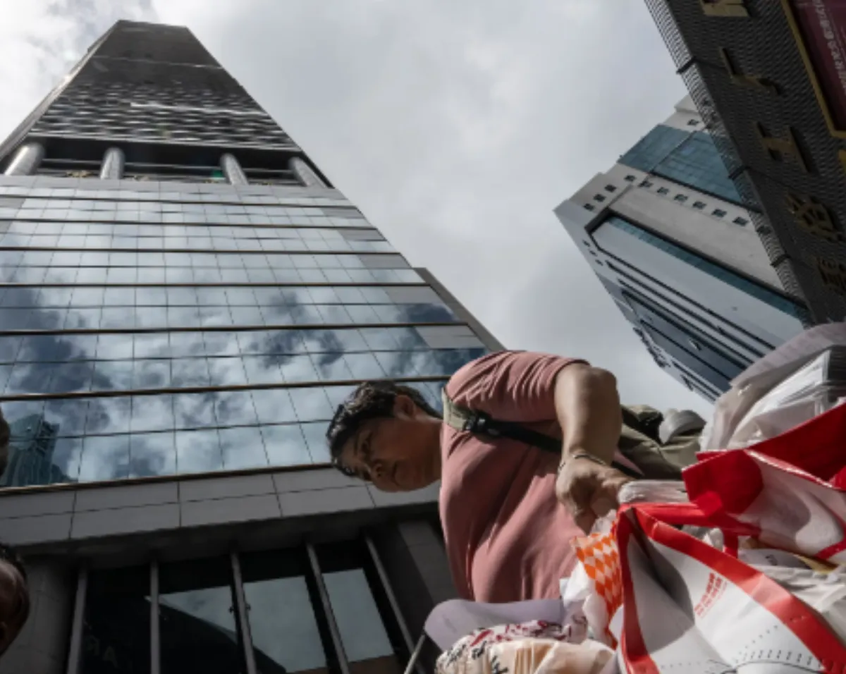 What It Takes to Get Lunch Delivered to the 70th Floor