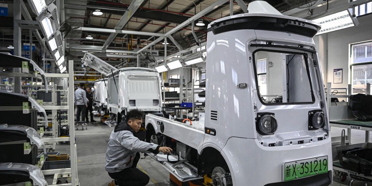 China’s Factory Activity Holds Up Despite Middle East Disruptions