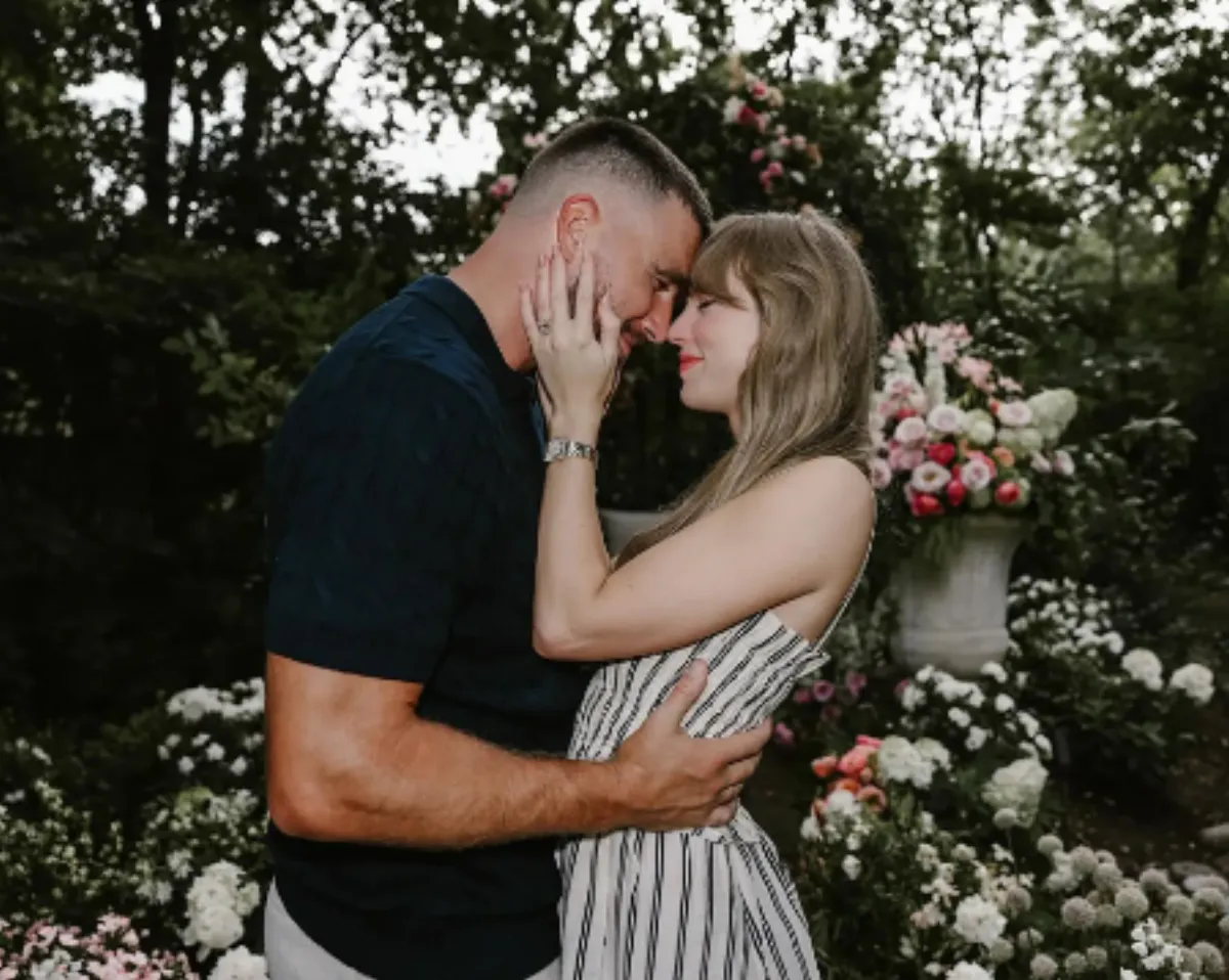 Taylor Swift and Travis Kelce Announce Their Engagement