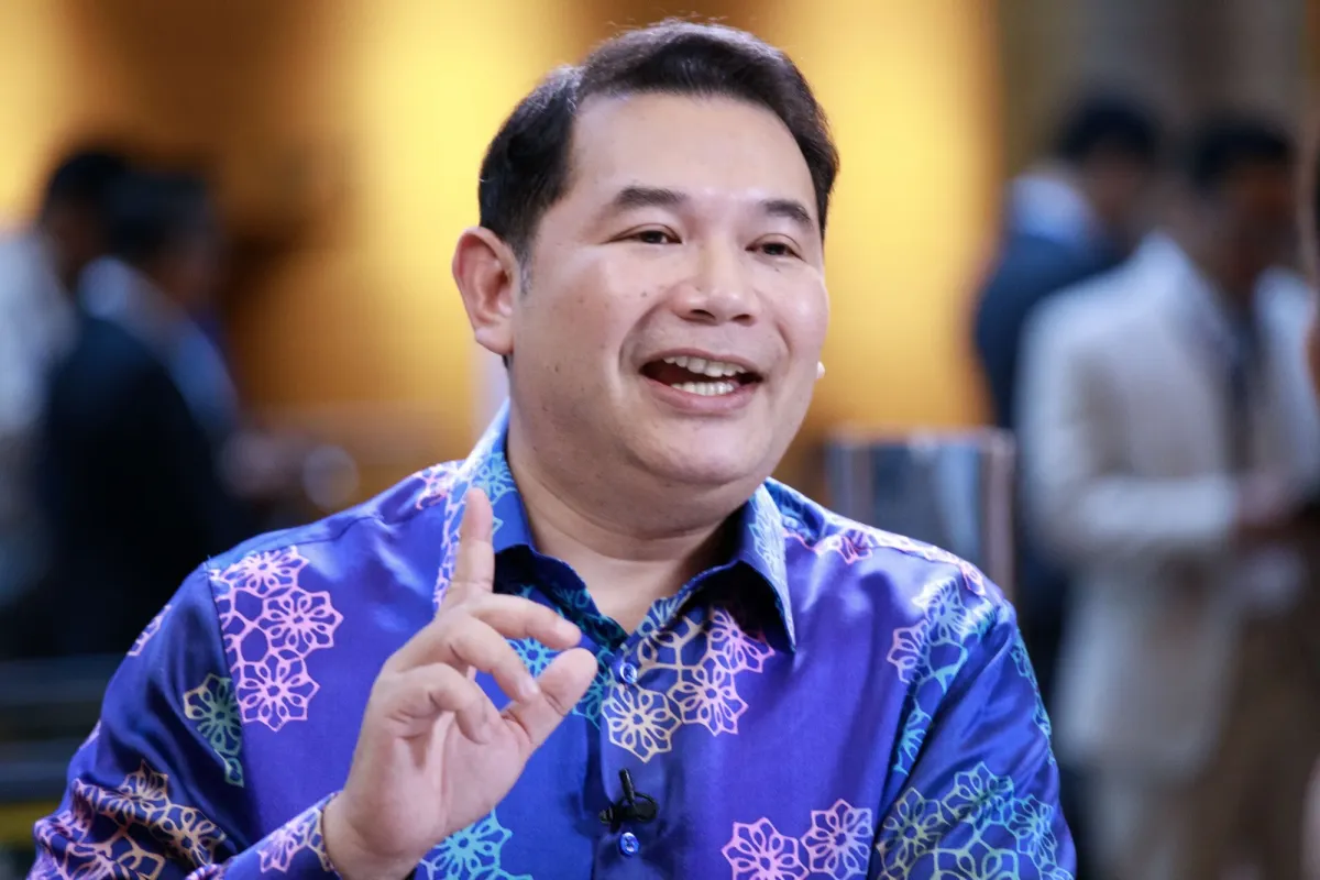 Malaysia’s Anti-Graft Agency to Quiz Ex-Minister Over Arm Deal