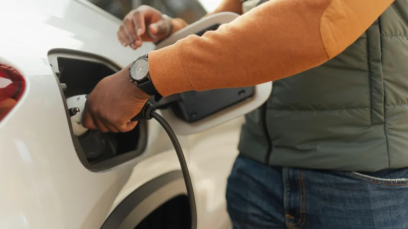 China puts a sodium-ion battery into an EV for the first time — it can drive 248 miles on a single charge