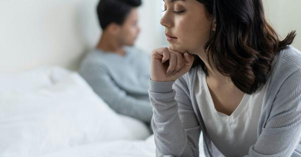 3 Signs You're Being Emotionally 'Left on Read'