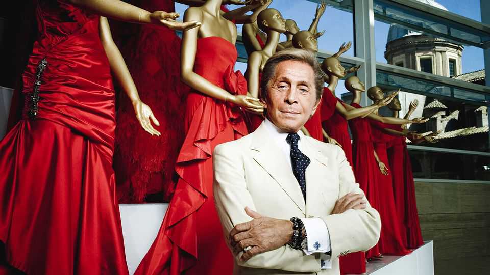 Valentino was a fashion designer who rose above fashion trends