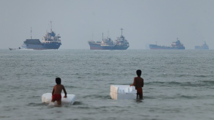 Hormuz transits increase as US-Iran ceasefire holds