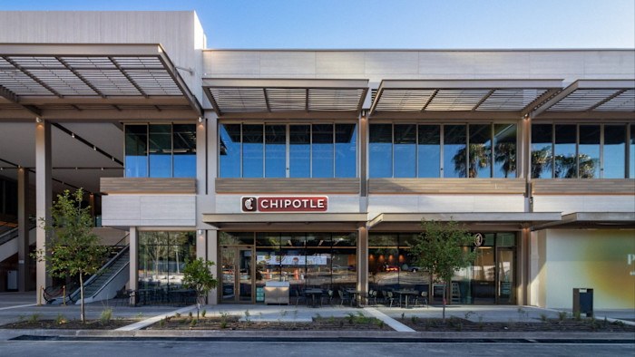 Mexican food chain Chipotle takes its burritos and bowls to Mexico