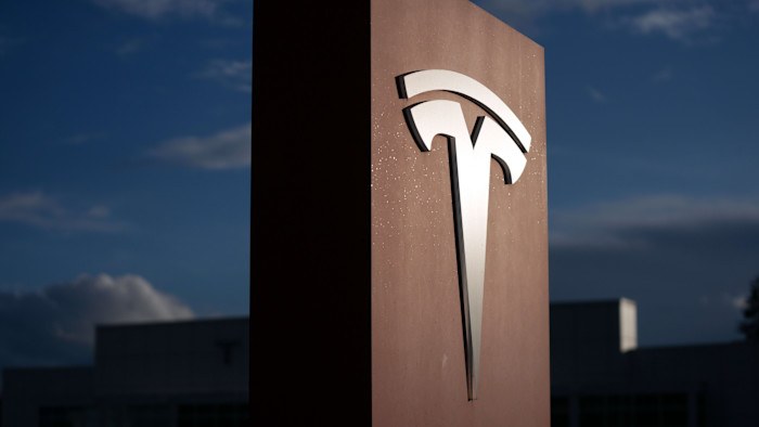 Tesla’s profits plunge as Elon Musk’s carmaker uses discounts to boost sales