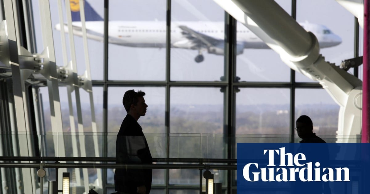 Heathrow expansion would take thousands of jobs from other UK regions, report finds