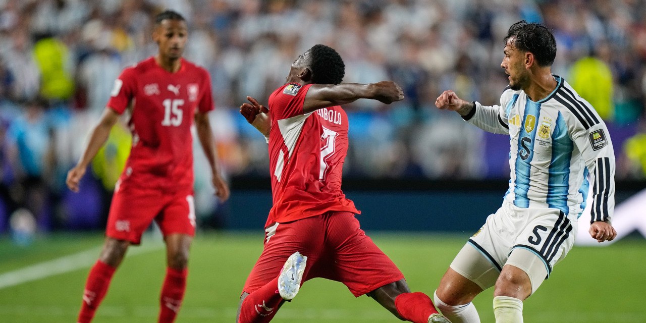 Opinion | ‘Flopping’ Isn’t Only in Soccer