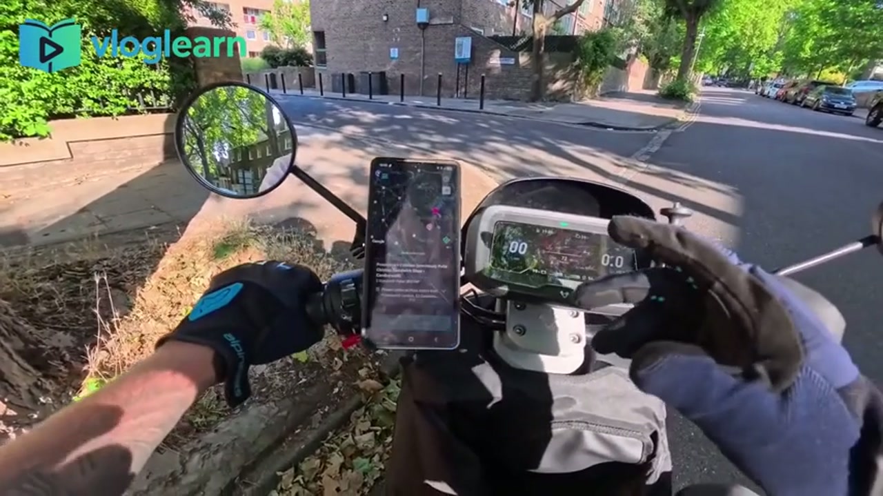 深夜外卖员的奋斗日记：目标一百英镑不回家